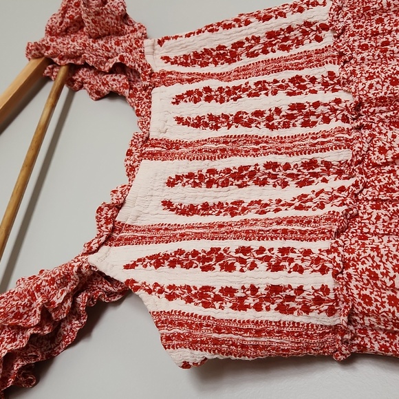 Womans Floral Ruffle Tank Top - Picture 4 of 7